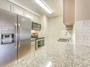 608 Golden Raintree Pl, Brandon, FL 33510