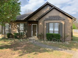 118 Cedar Bend Dr, Helena, AL 35080