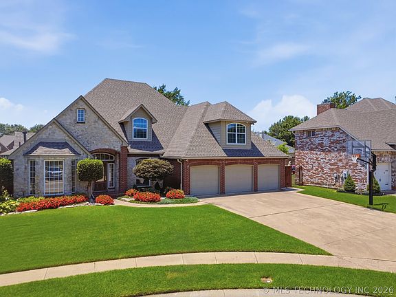 2nd image of 6009 W Phoenix Ct