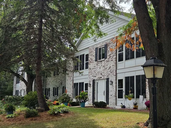 1514 Golf View Rd Unit E, Madison, WI 53704