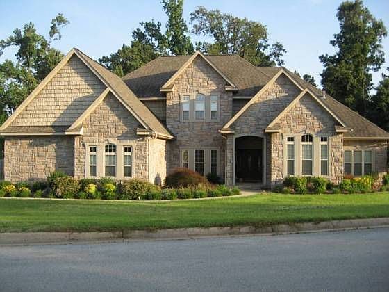 2nd image of 4006 Brandywine Dr