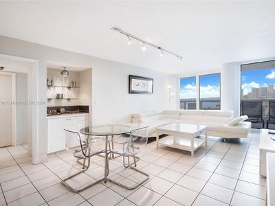 1717 N Bayshore Dr #A-1553, Miami, FL, 33132