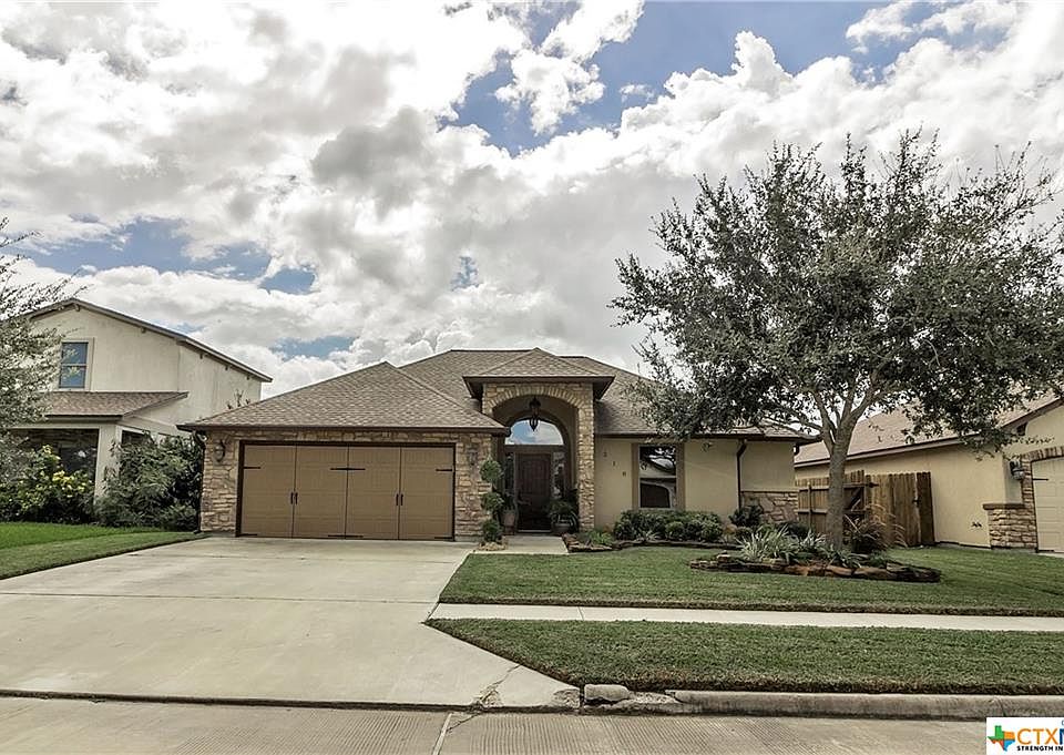 1st image of 218 Tuscany Dr