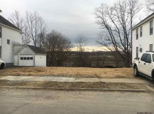 34 Kreisel Ter, Amsterdam, NY 12010
