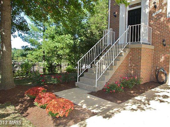 3rd image of 5701 Wood Creek Ln