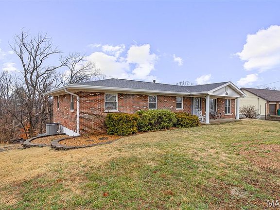 4th image of 2721 Cindy Dr