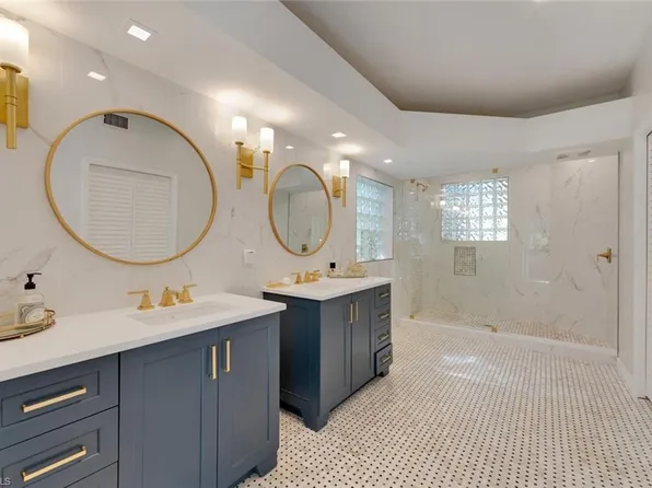 8535 Chase Preserve DR #201, NAPLES, FL 34113