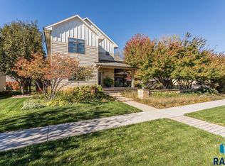 505 N Pasque Flower Trl, Brandon, SD 57005