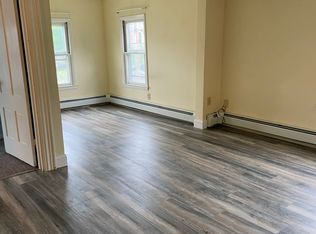 123 Maple St APT 3, Burlington, VT 05401