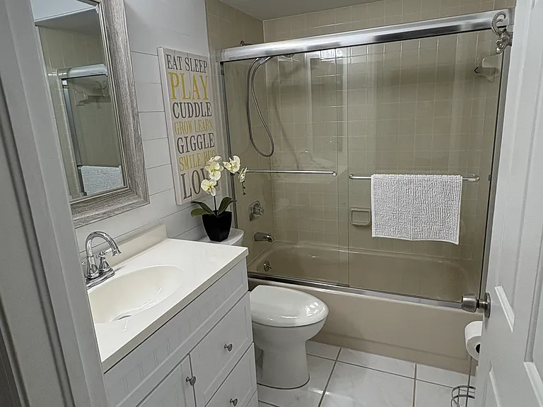 1352 Monarch Cir — Photo 17