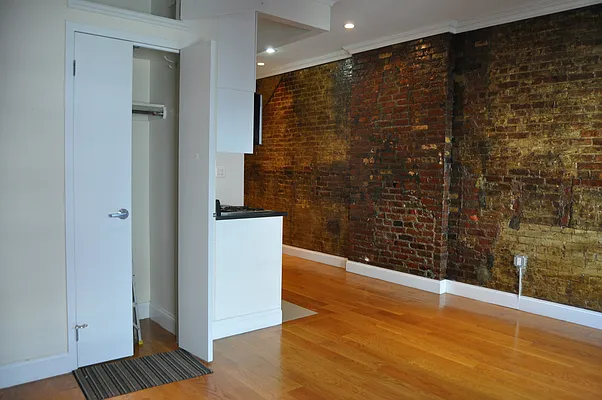 Rented by Sky Management | media 45