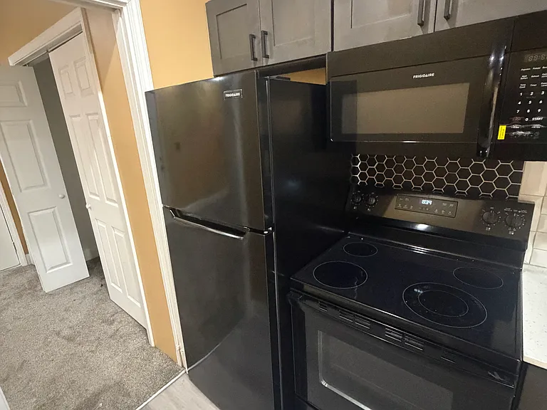 1414 E 30th St #3W — Photo 7