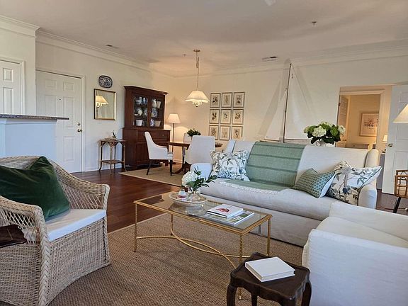 4th image of 1585 Cambridge Lakes Dr #207E