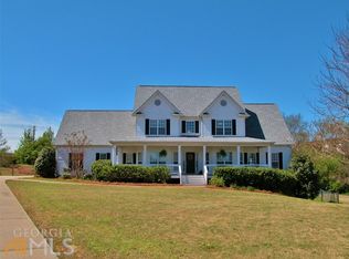 81 Emma Cir, Hoschton, GA 30548