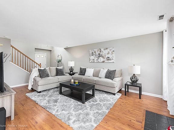 4th image of 17441 Fox Bend Ln #7441