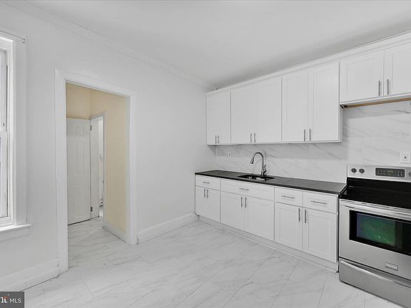 5th image of 641R Bingaman St