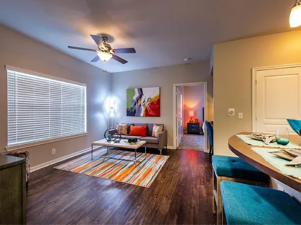 Cambria Cove Apartments