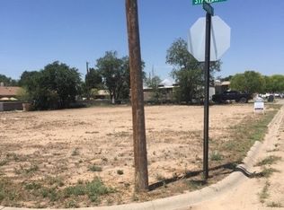 312 E Hammond St, Roswell, NM 88203
