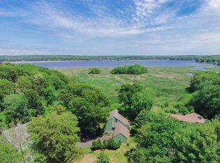 94 Ayers Point Rd, Old Saybrook, CT 06475