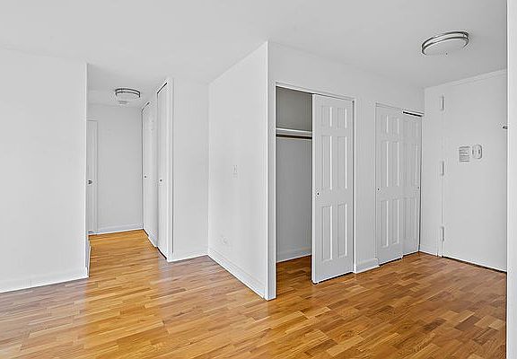 5th image of 70 W 95th St APT 4E