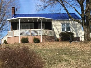 686 Genteel Ridge Rd, Wellsburg, WV 26070