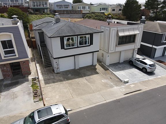 3rd image of 57 John Glenn Cir