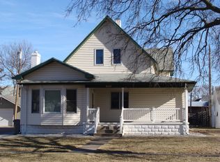 1411 14th Ave, Central City, NE 68826