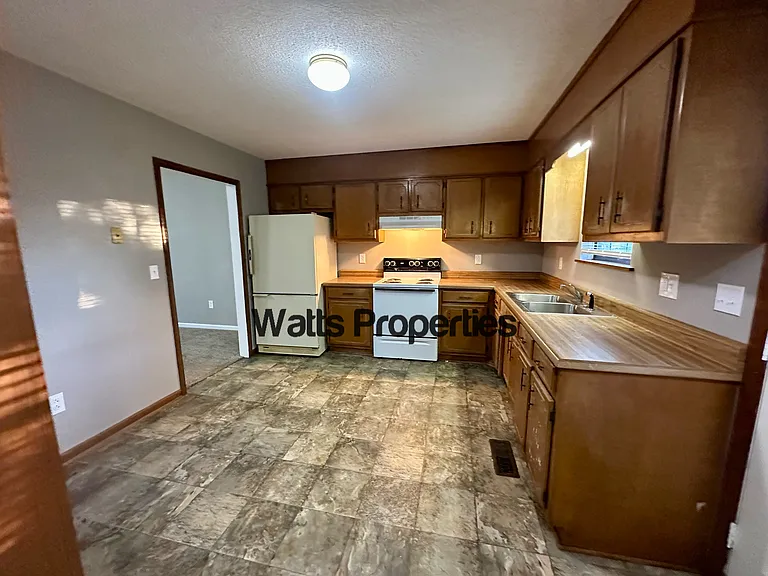 90 Sunshine Cir — Photo 4