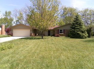 8868 Rooks Mill Ln, Centerville, OH 45458