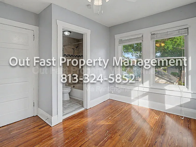 1718 W Hills Ave #D — Photo 29