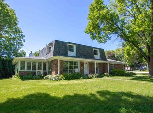49 Koser Ave, Iowa City, IA 52246