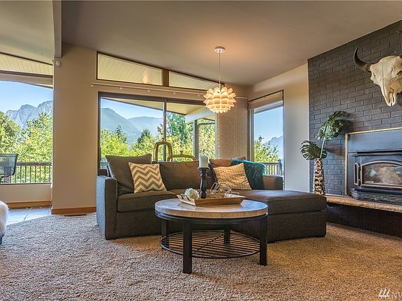 3rd image of 41812 SE 142nd St
