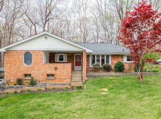 209 Bellwood Cir, Dickson, TN 37055