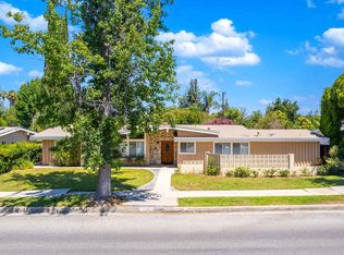 22411 Burbank Blvd, Woodland Hills, CA 91367