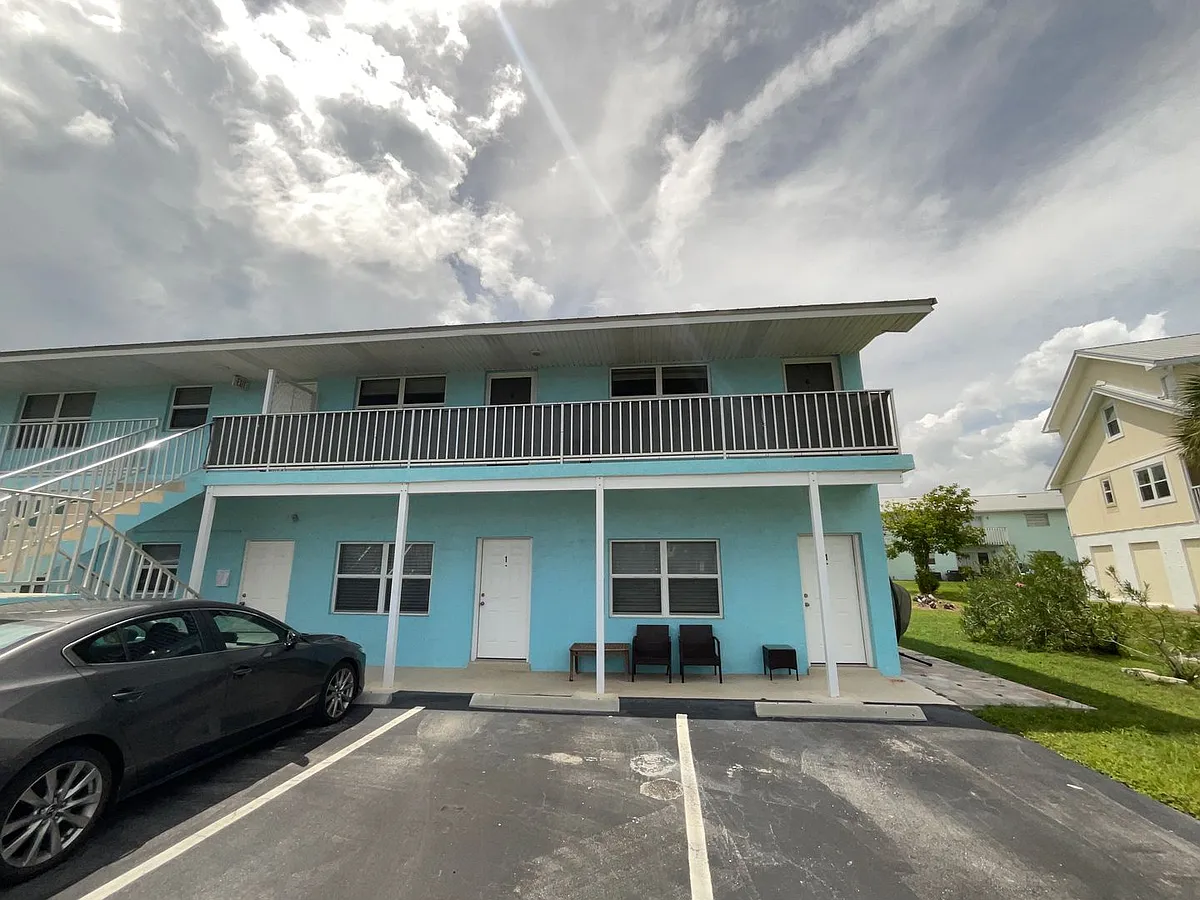 Building Photo - 661 Hernando St
