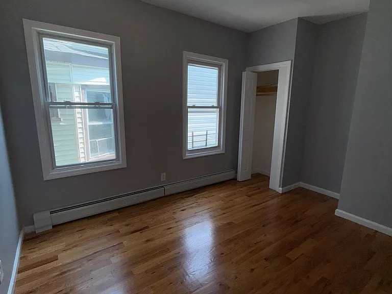 114 S 7th St #2 — Photo 3