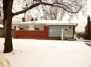 18368 Macarthur St, Redford, MI 48240
