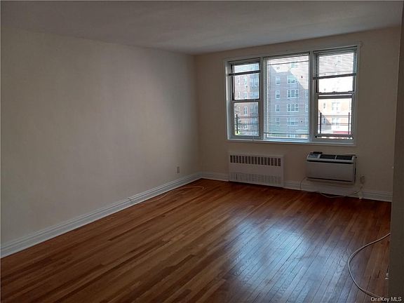 2nd image of 3 Sadore Ln APT 4A