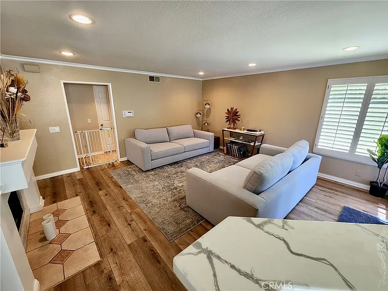 24718 Calle Serranona — Photo 8