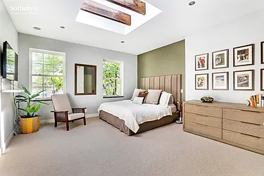 Rented by Sotheby's International Realty