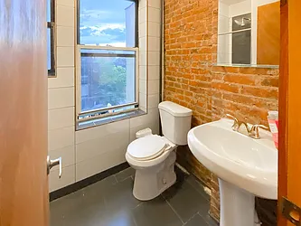 Rented by MySpaceNYC