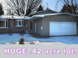 706 19th Ave S, Fargo, ND 58103