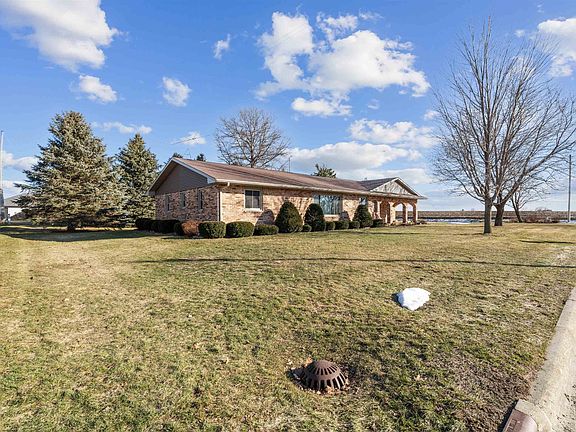 2nd image of 7024 Country Dr