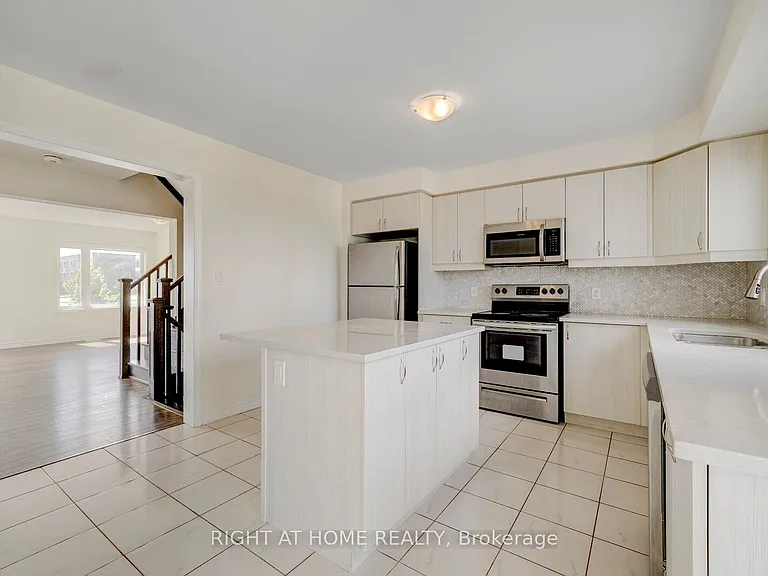 1125 Leger Way #7 — Photo 13
