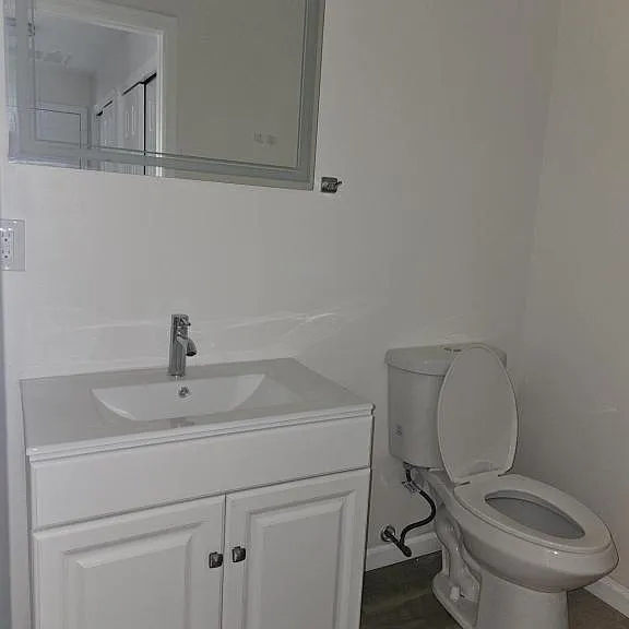 100 Quarry Rd — Photo 14
