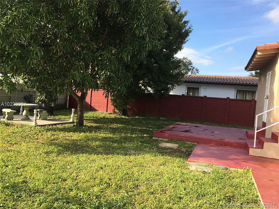 2nd image of 340 SW 67th Ave #340