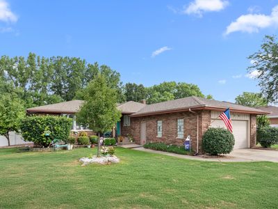 2120 Robinhood Blvd, Schererville, IN, 46375