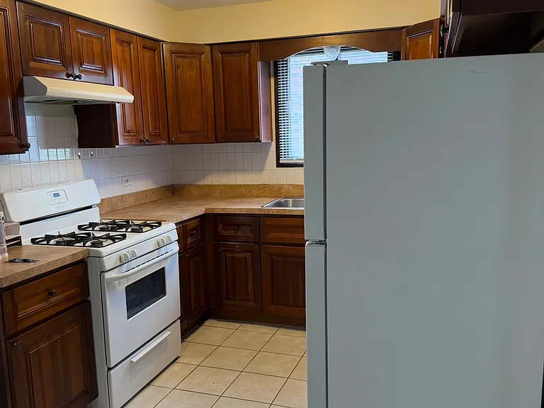 5916 Corey Ln #2B — Photo 7