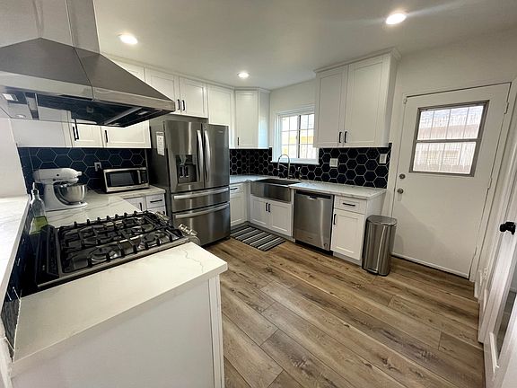 3rd image of 4124 W 159th St #1