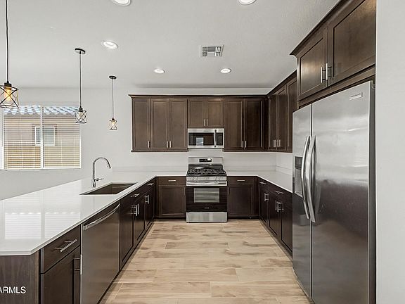 3rd image of 3063 E HAYFIELD Way